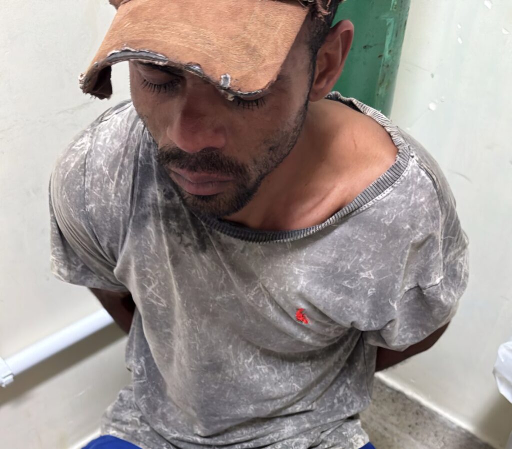 A prisão ocorreu com o apoio da Polícia Militar e de um agente da Polícia Penal, em cumprimento ao mandado expedido pelo Juízo da 1ª Vara Criminal da Comarca de São Mateus no dia 30.
