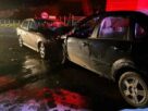 Carros danificados após acidente na ES-080 em Colatina